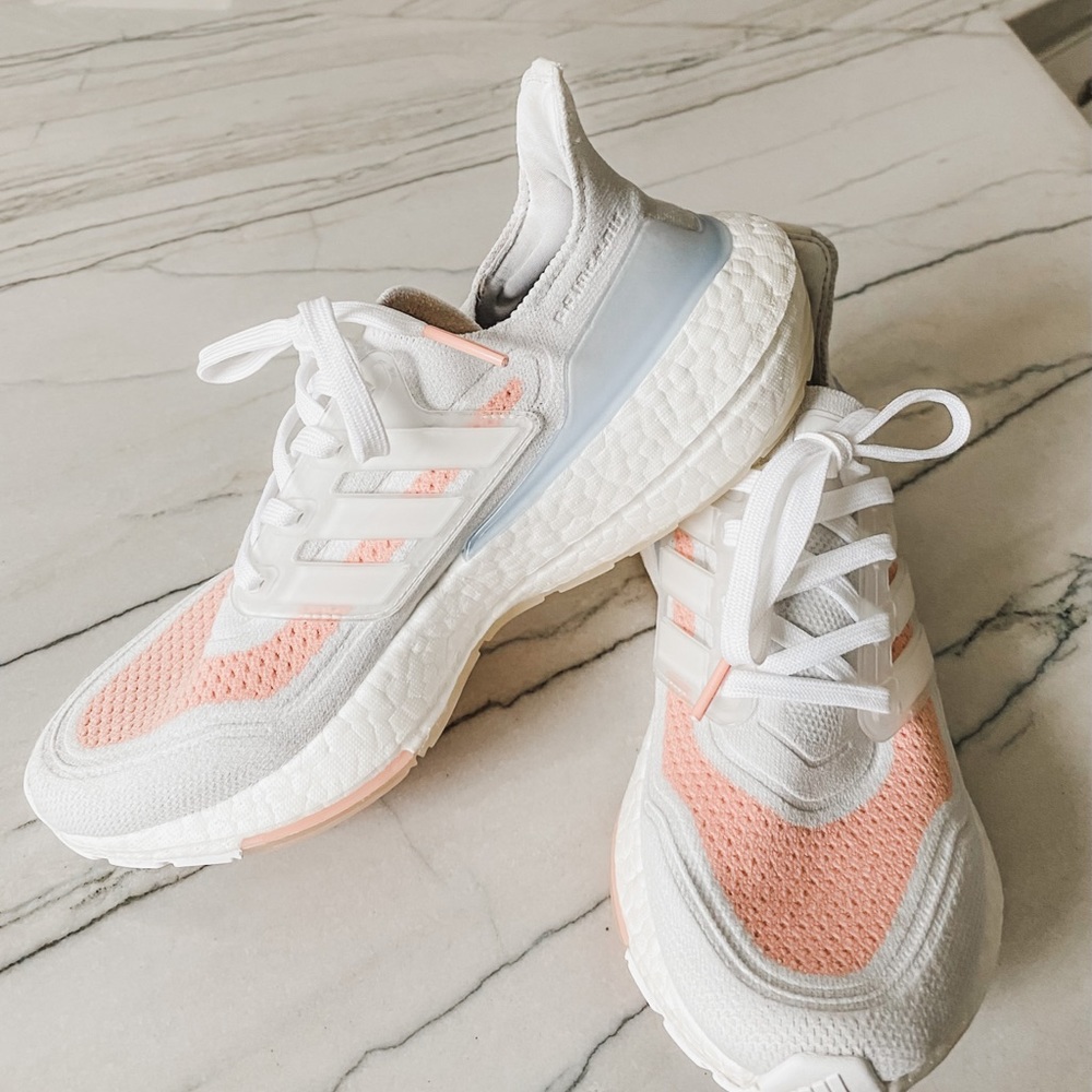 Women’s Ultraboost 21 size 7